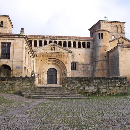 Posada Santa Ana Suances Exterior photo
